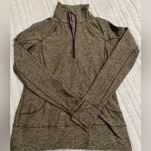 Hunter green/tan quarter zip lululemon pullover